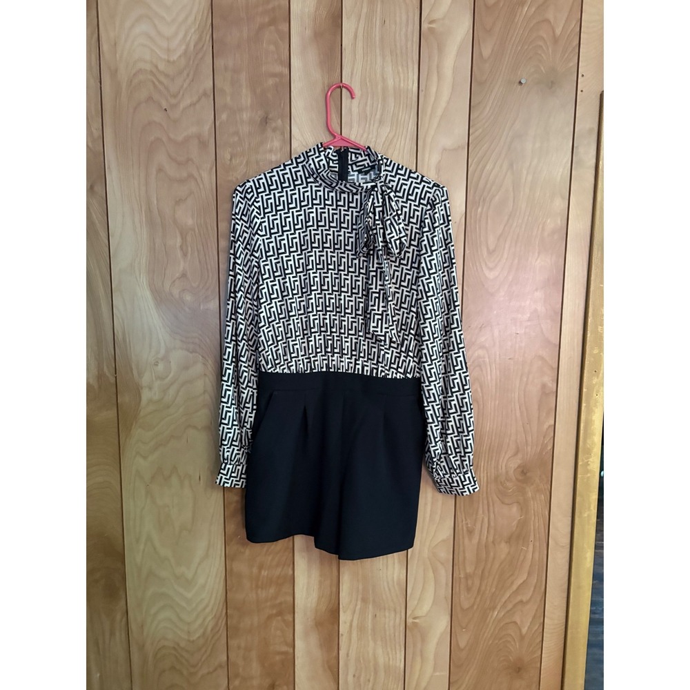 Express Geometric Greek Key Print Bow Long Sleeve Romper Black White Small